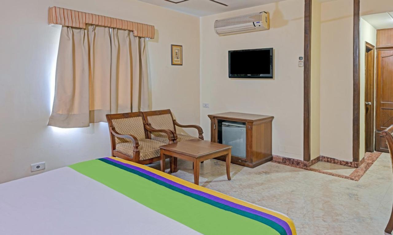 Itsy Auzone & Hotel Chandigarh