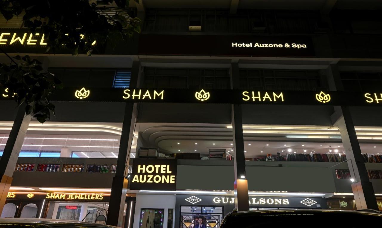 Itsy Auzone & Hotel Chandigarh